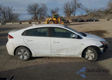 2020 Hyundai Ioniq Hybrid Blue z USA, uszkodzony, nr VIN KMHC65LC2LU219016